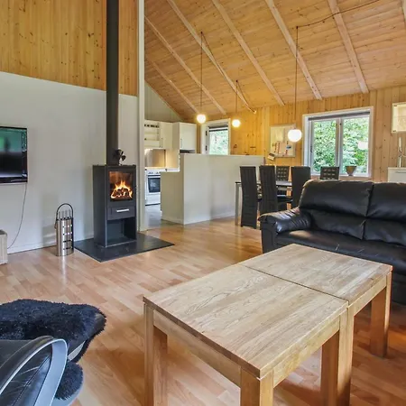 Heina - 25km From The Sea By Interhome