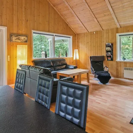 Heina - 25km From The Sea By Interhome *